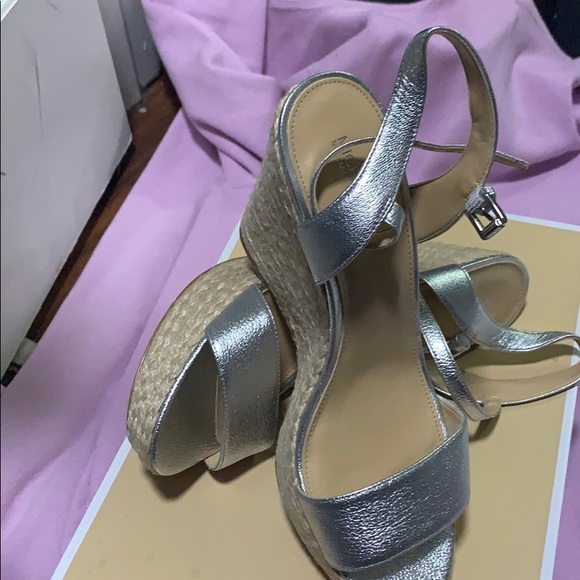 Jill Wedge - Picture 5 of 7